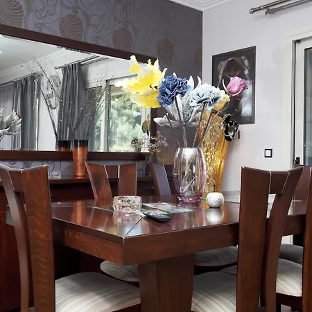 Villa Cozy Family In *